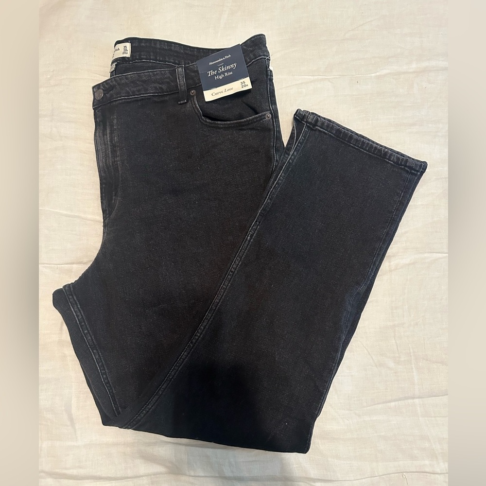 Abercrombie & Fitch Black Skinny Curve Love Jeans